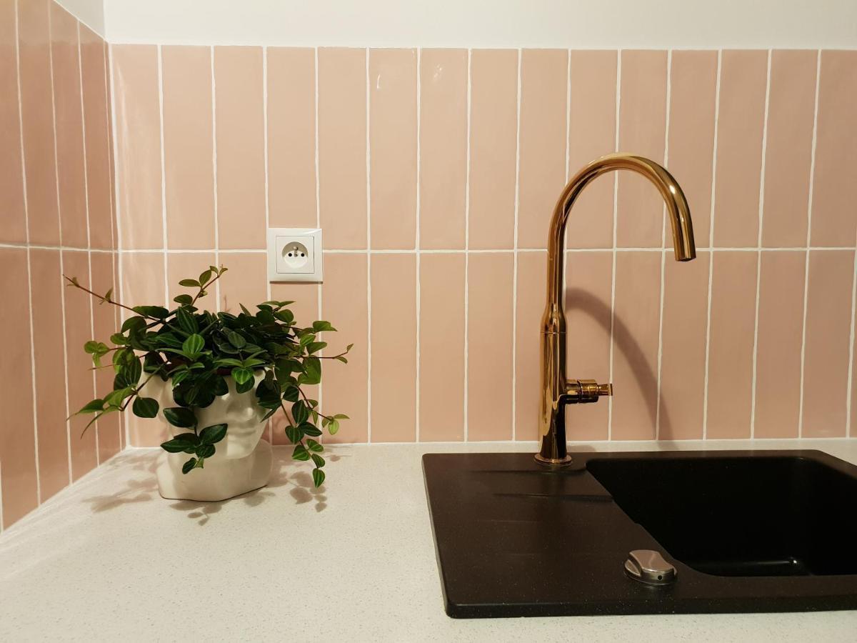 Apartament Male Garbary Poznań Buitenkant foto