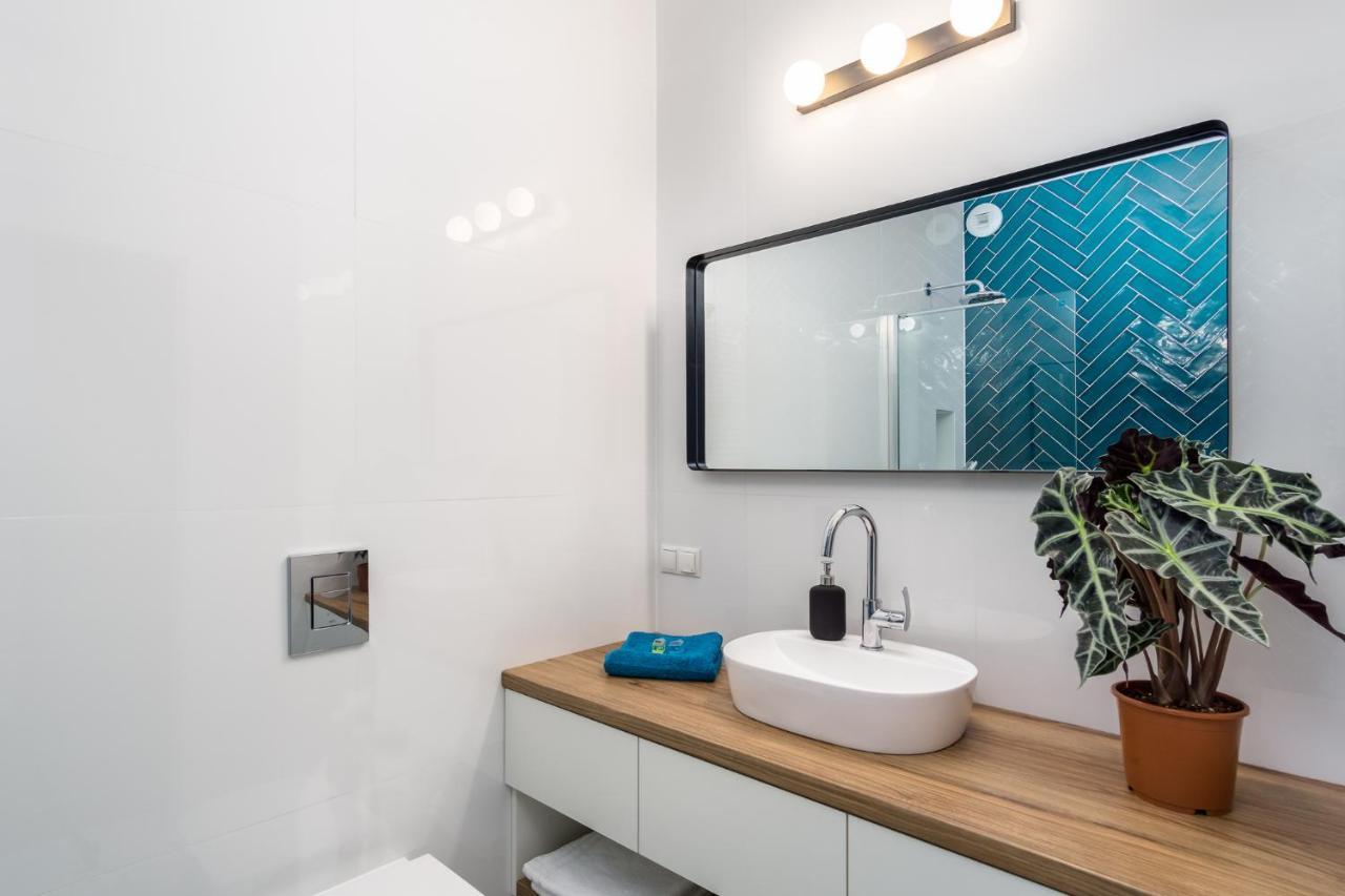 Apartament Male Garbary Poznań Buitenkant foto