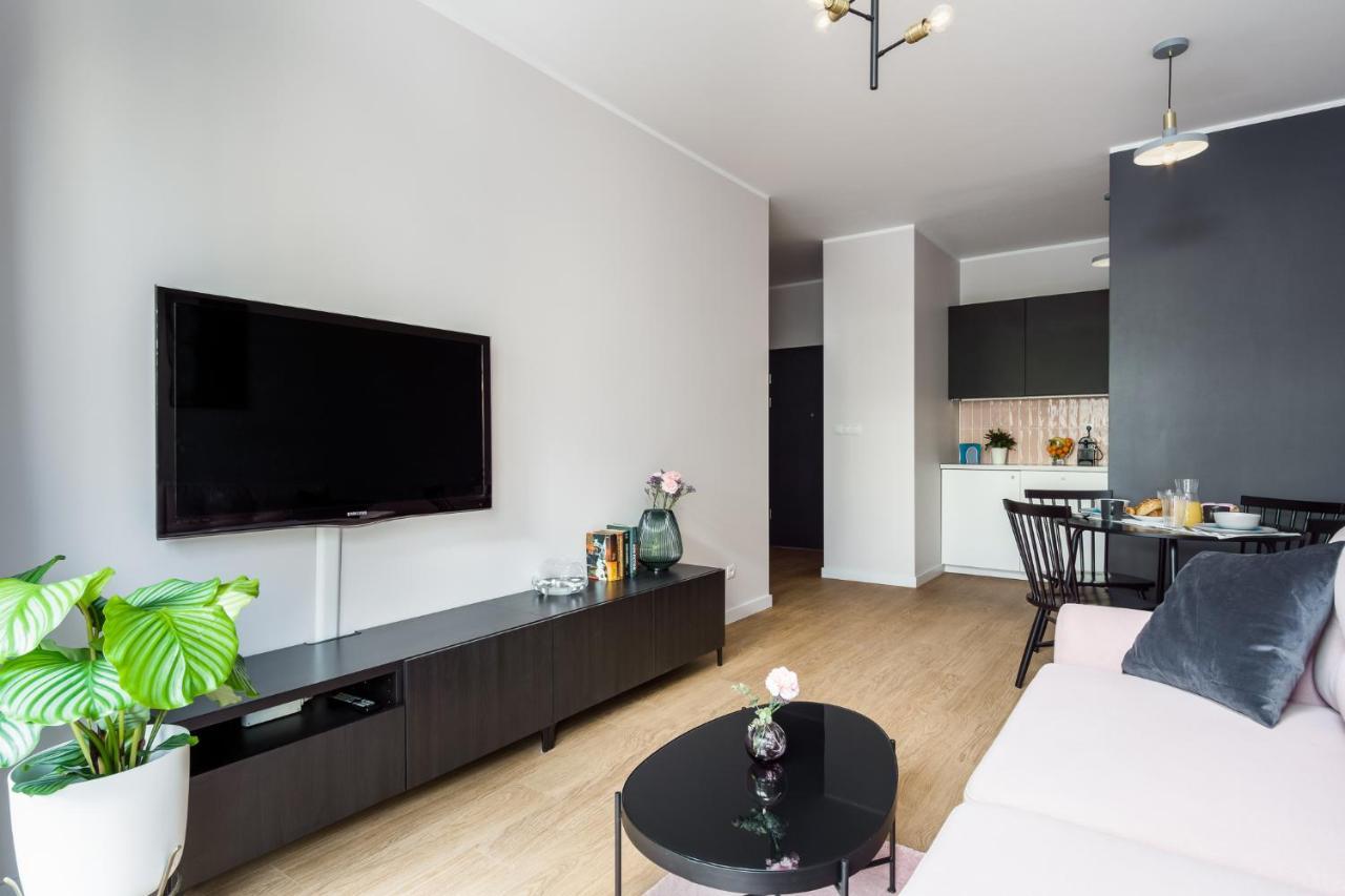 Apartament Male Garbary Poznań Buitenkant foto