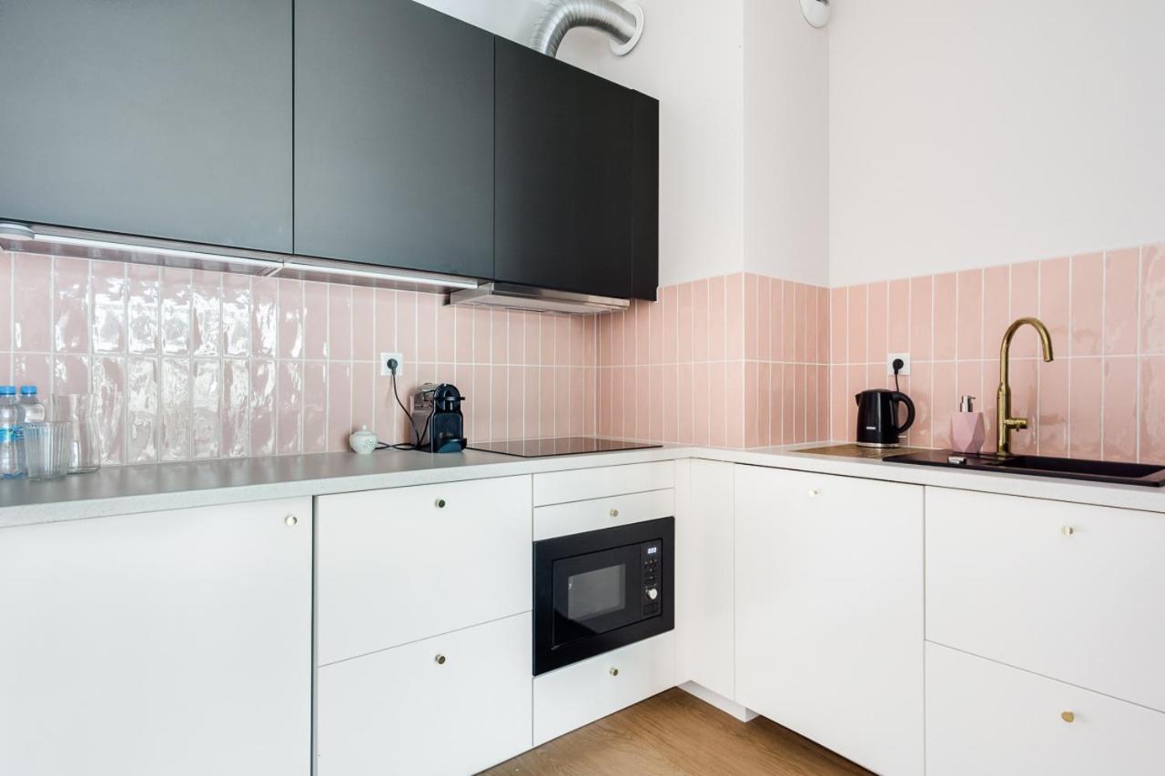 Apartament Male Garbary Poznań Buitenkant foto